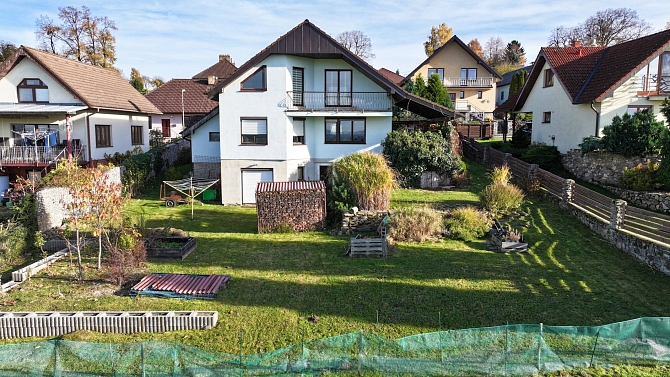 Prodej domu rodinný 276 m² pozemek 786 m², Radenín