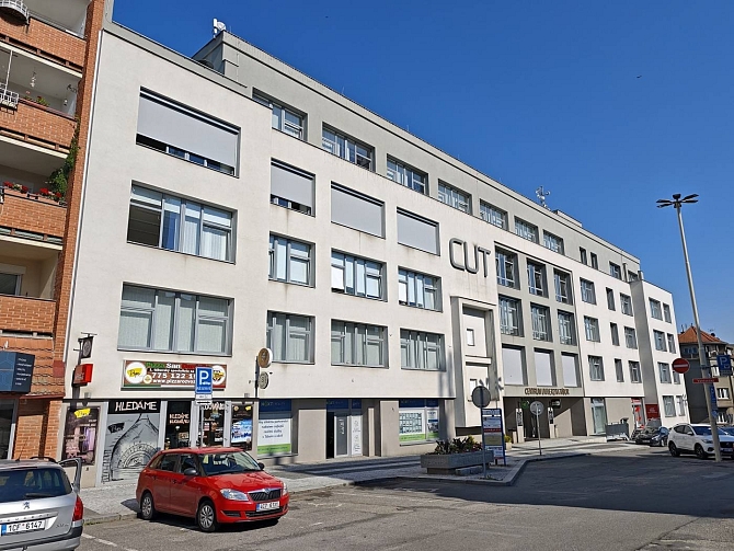 Pronájem komerčních prostor obchodní prostory 450 m², Vančurova, Tábor